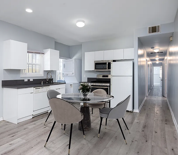 Kitchen and dining area in a student apartment near USC