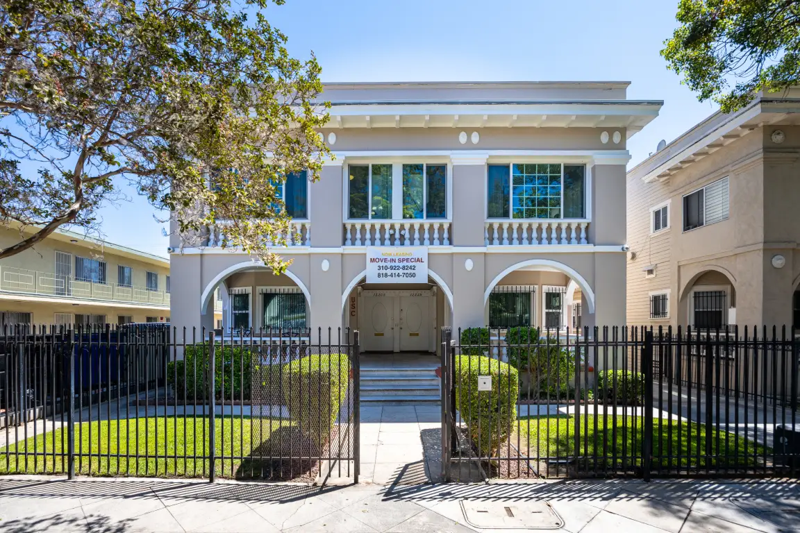 Off-campus student housing apartment building near USC in University Park